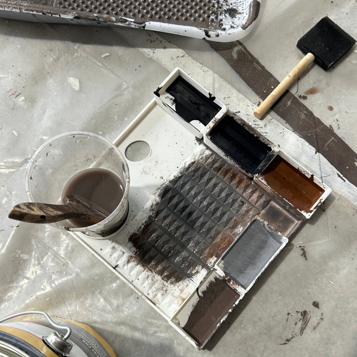 Scenic Paint Mixing Tray