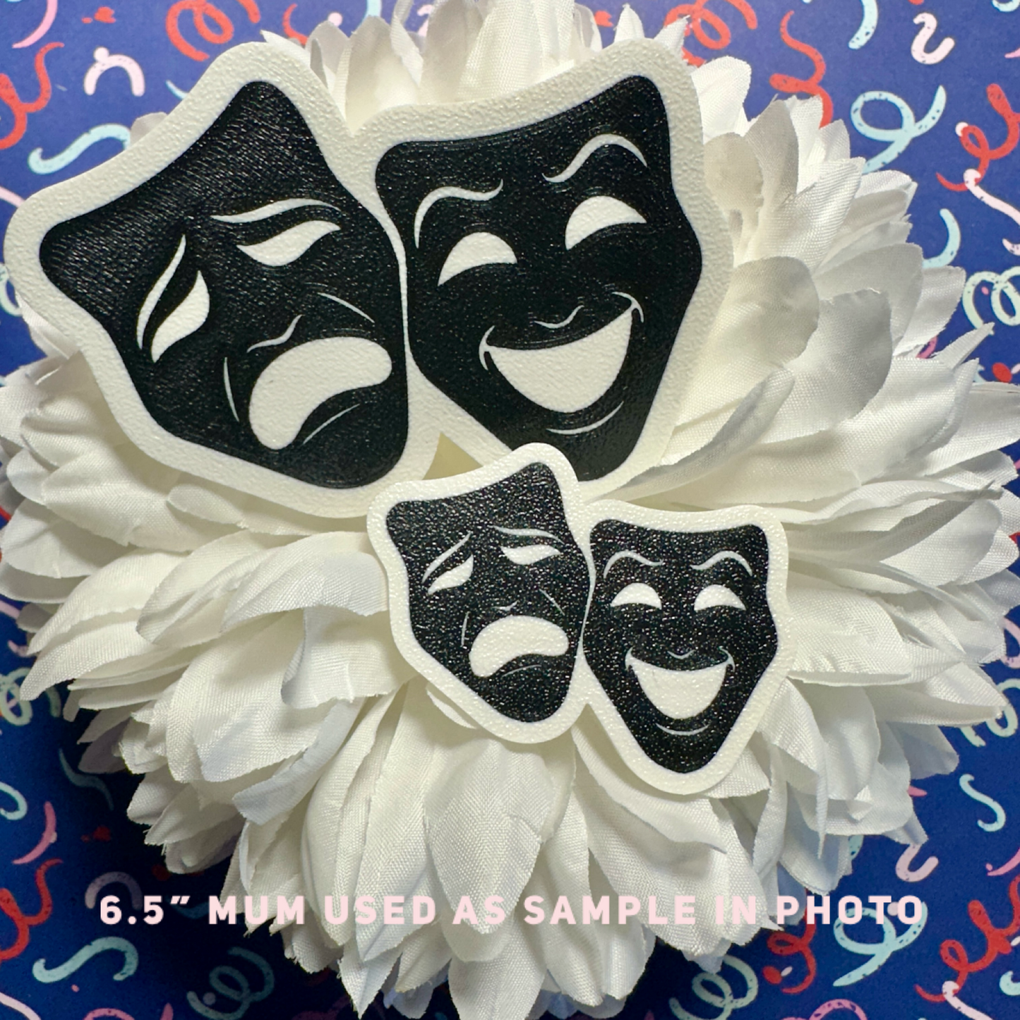 Large Theatre Mask Homecoming Trinket, BLACK