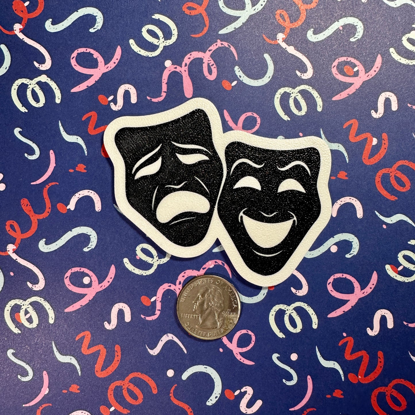 Large Theatre Mask Homecoming Trinket, BLACK