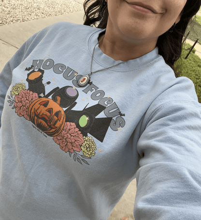 Hocus Focus Lighting Sweatshirt Sweatshirt Light Blue